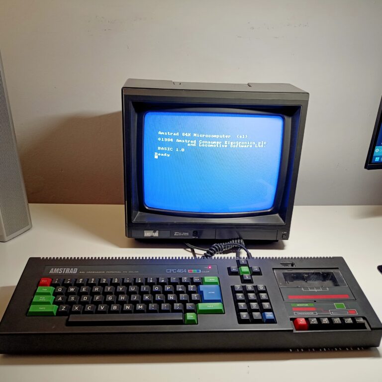 Amstrad CPC 464 pantalla a color, color negro